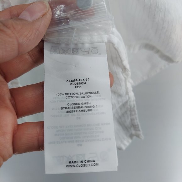 Closed white Blouse size M - Picture 9 of 10